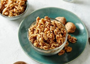 Adding Just a Small Handful of Walnuts Can Have Dietary Benefits for the Whole Family